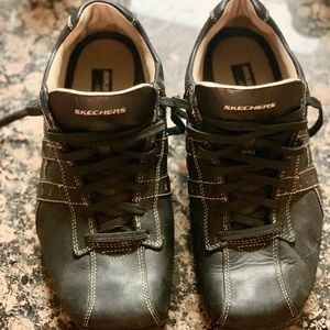 Sketchers Leather City Street